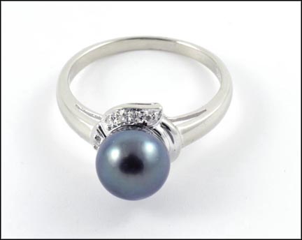 Black Pearl with Diamond Accent Ring in 14K White Gold MAIN