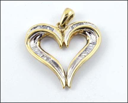 Diamond Heart Pendant in 10K Yellow Gold MAIN