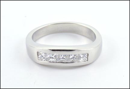 Princess Cut Diamond Ring in Platinum LARGE