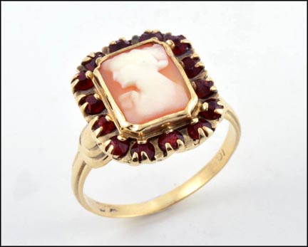 Cameo Ring with Garnets in 14K Yellow Gold MAIN