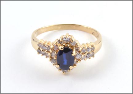 Sapphire and Diamond Ring in 14K Yellow Gold MAIN