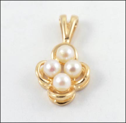 Pearl Cluster Pendant in Yellow Gold LARGE