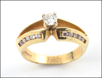Diamond Ring in 14K Yellow Gold LARGE