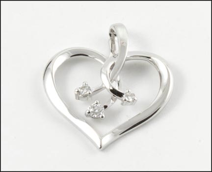 Diamond Heart Pendant in 10K White Gold MAIN