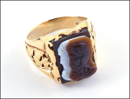 Double Faced Cameo Ring in 10K Yellow Gold MAIN
