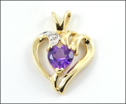 Amethyst Heart Pendant in 10K Yellow Gold MAIN