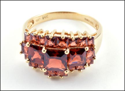 Garnet Cluster Ring in 14K Yellow Gold MAIN