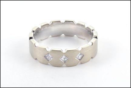 Diamond Band in 14K White Gold MAIN
