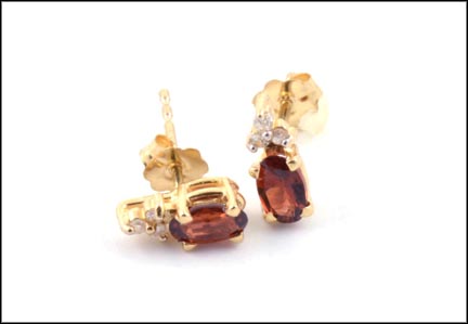 Garnet and Diamond Stud Earrings in 14K Yellow Gold MAIN