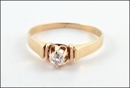 Vintage Diamond Ring in 14K Yellow Gold MAIN