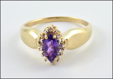 Amethyst Ring with Diamonds in Yellow Gold MAIN