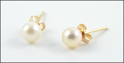 Pearl Stud Earrings in 14K Yellow Gold LARGE
