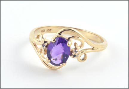 Amethyst Ring in 10K Yellow Gold MAIN