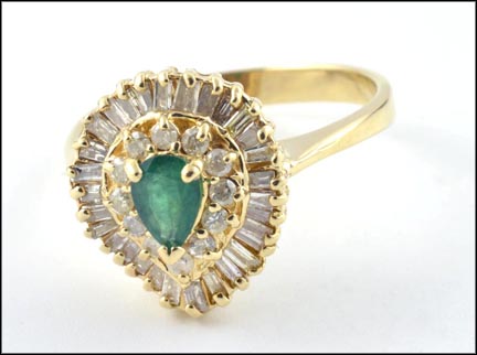 Emerald and Diamond Cluster Ring in Yellow Gold LARGE