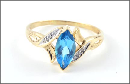 Blue Topaz Ring in 10K Yellow Gold MAIN