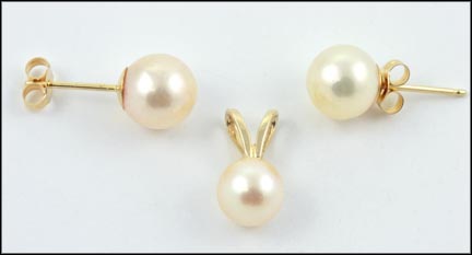 Pearl Earrings and Pendant Set in 14K Yellow Gold LARGE