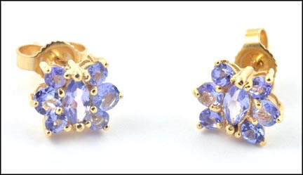 Tanzanite Cluster Earrings in 14K Yellow Gold MAIN