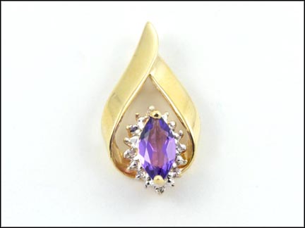 Amethyst Pendant in 10K Yellow Gold MAIN