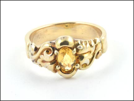 Victorian Citrine Ring in Yellow Gold MAIN