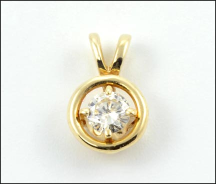 Diamond Pendant in Yellow Gold LARGE