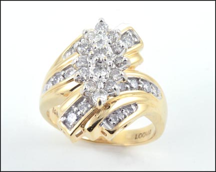 Diamond Cluster Ring in 14K Yellow Gold MAIN