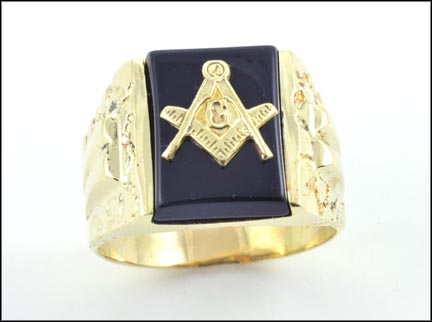 Masonic Blue Lodge Ring in Yellow Gold MAIN