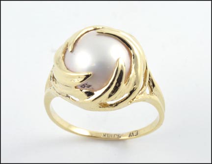 Mabe' Pearl Ring in 10K Yellow Gold LARGE