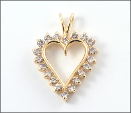 Diamond Heart Pendant in 14K Yellow Gold MAIN