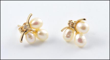 Pearl Cluster Earrings in 14K Yellow Gold LARGE