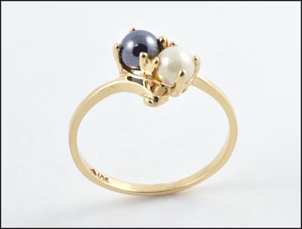 Hematite and Pearl Ring in 10K Yellow Gold LARGE