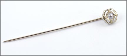 Vintage Stickpin in White Gold MAIN