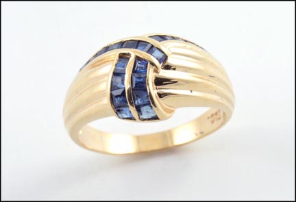 Sapphire Ring in 14K Yellow Gold LARGE