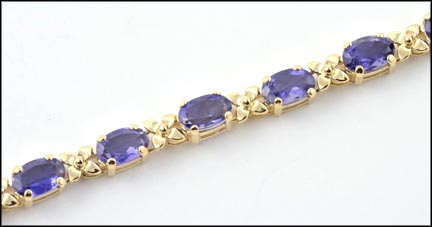 Amethyst Bracelet in 14K Yellow Gold LARGE