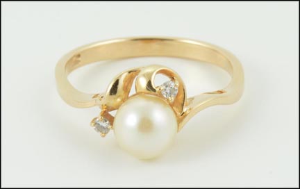 Pearl Ring in 14K Yellow Gold LARGE
