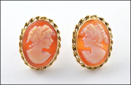 Cameo Stud Earrings in 14K Yellow Gold MAIN