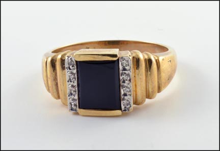 Onyx Ring in 10K Yellow Gold LARGE