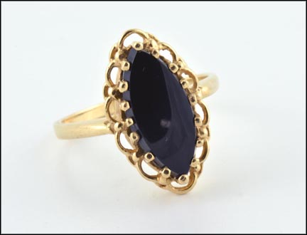 Onyx Ring in 10K Yellow Gold MAIN