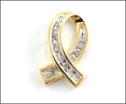 Diamond Pendant in 10K Yellow Gold MAIN