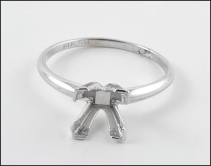 Empty Ring Mounting in 14K White Gold LARGE