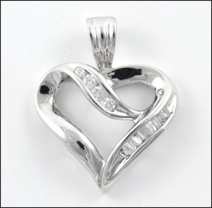 Diamond Heart Pendant in 10K White Gold MAIN
