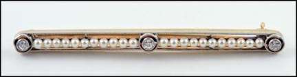 Pearl Bar Pin in 14K Two-Tone Gold