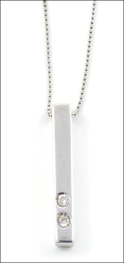 Necklace in White Gold MAIN
