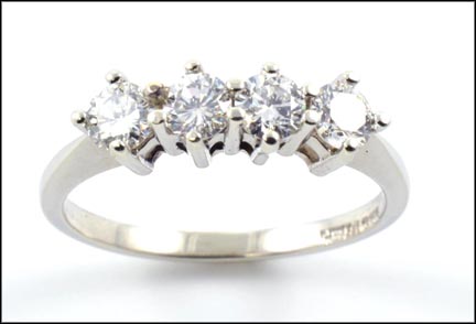 Diamond Ring in 14k White Gold MAIN