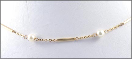 Pearl Station Necklace in 14K Yellow Gold MAIN