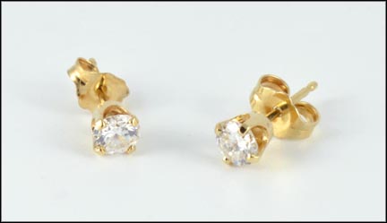 Diamond Stud Earrings in 14K Yellow Gold LARGE