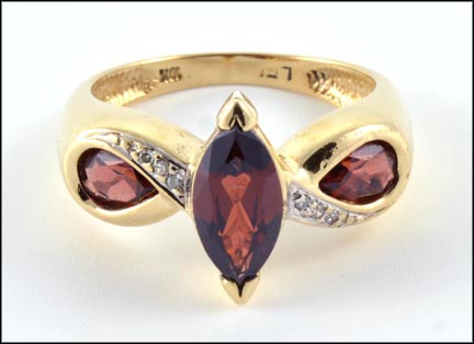 Garnet Ring in 10K Yellow Gold MAIN