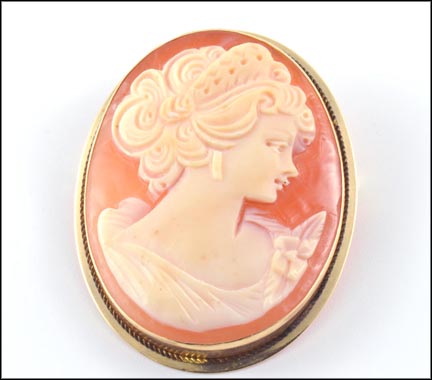 Cameo Pin or Pendant in 14K Yellow Gold LARGE
