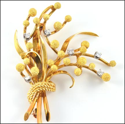 Vintage Tiffany Pin in Yellow Gold LARGE