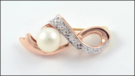 Ribbon Pearl Pendant in 14K Rose Gold MAIN