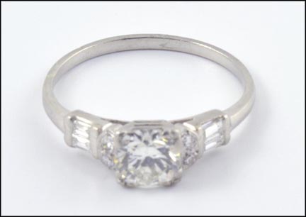 Diamond Engagement Ring in Platinum MAIN
